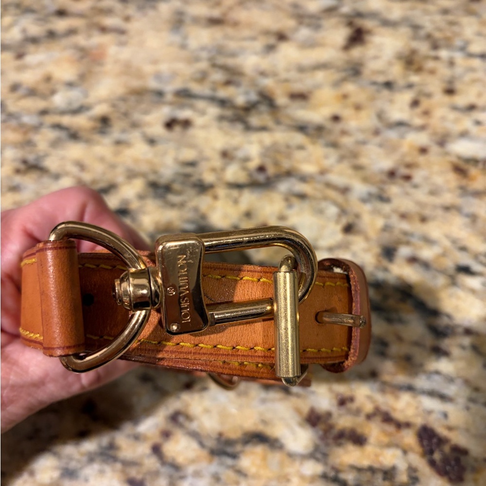Authentic Louis Vuitton Brown and Tan Leather Shoulder Strap with Gold Hardware - Picture 4 of 11